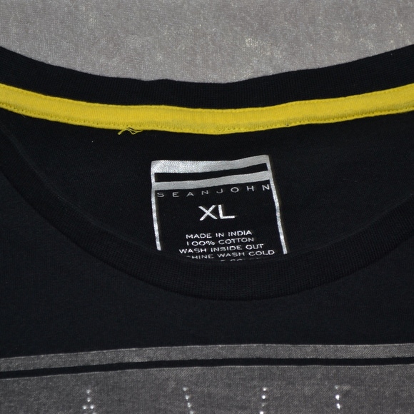 SEAN JOHN "CAVIAR DREAMS" GRAPHIC T-SHIRT - Picture 6 of 8